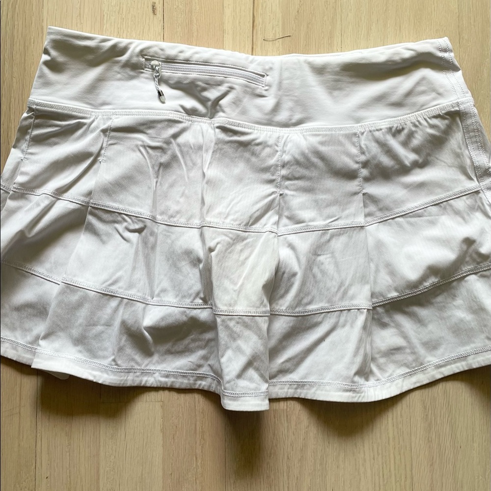 Lululemon Pace Rival Skirt - Size 10 in White
